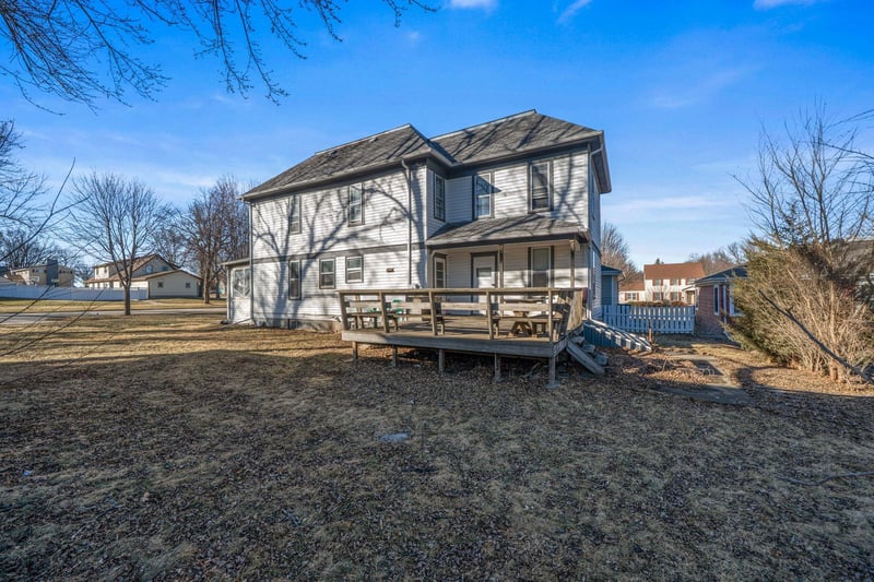 614 N Estey St, Luverne, MN 56156