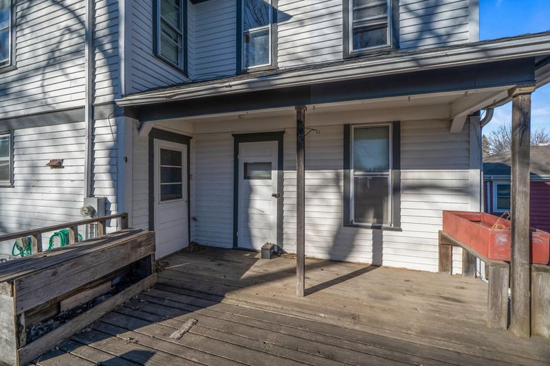 614 N Estey St, Luverne, MN 56156