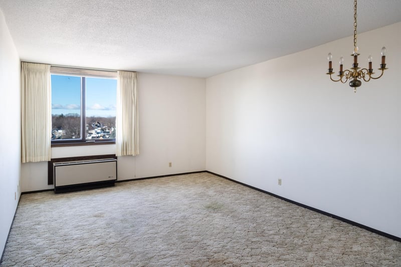 1181 Edgcumbe Rd #606, Saint Paul, MN 55105