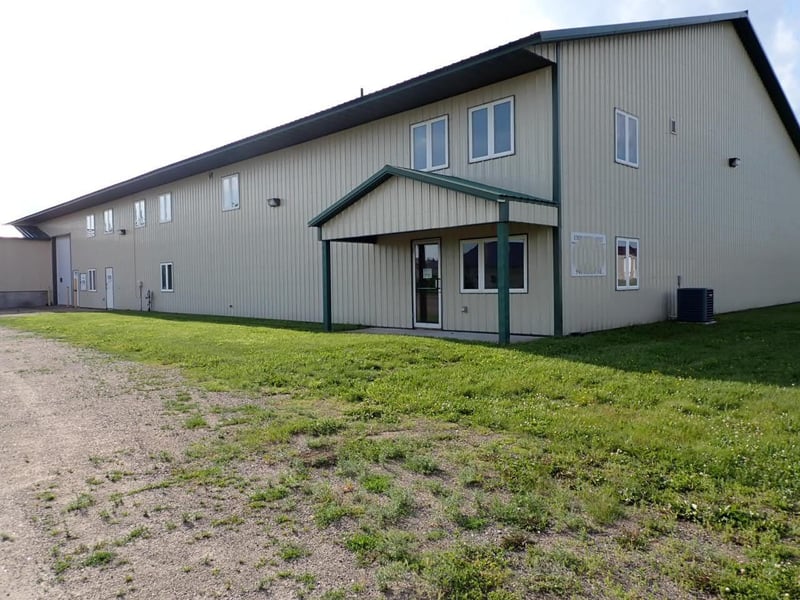 940 6th Ave NE, Milaca, MN 56353