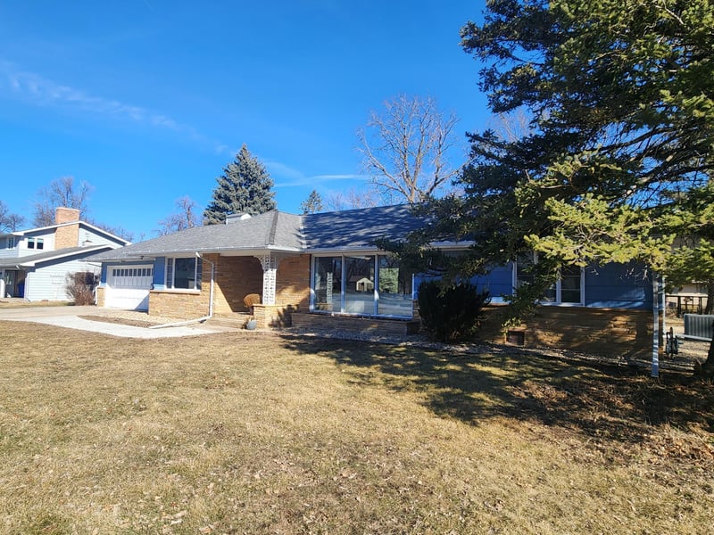 607 4th Ave SE, Pipestone, MN 56164