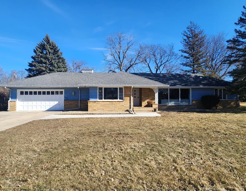 607 4th Ave SE, Pipestone, MN 56164