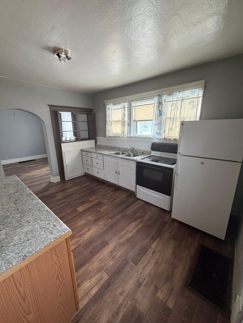 205 3rd St W, Ada, MN 56510