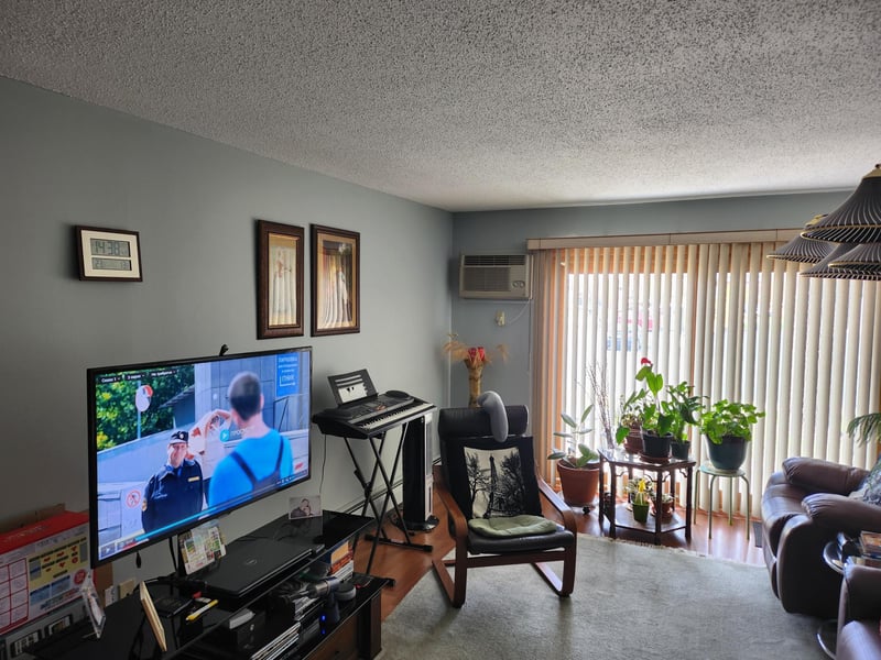 2800 Hillsboro Ave N #111, New Hope, MN 55427