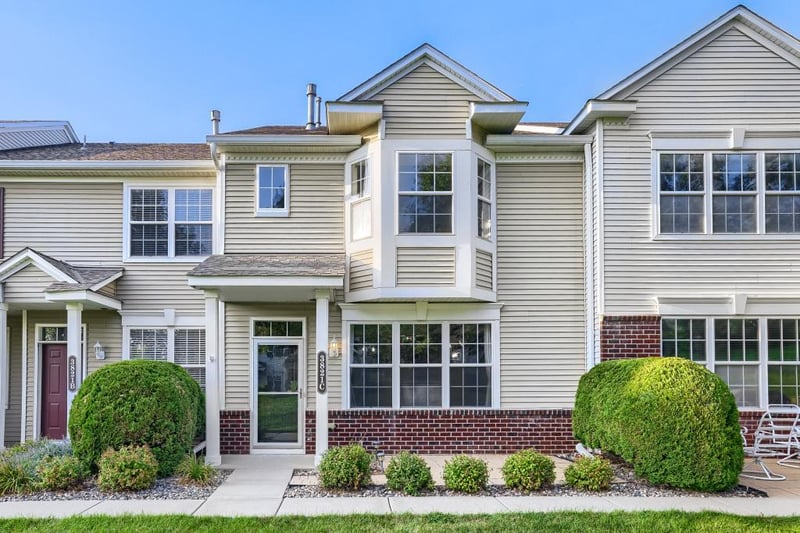 3821 Hazel Trl #C, Woodbury, MN 55129
