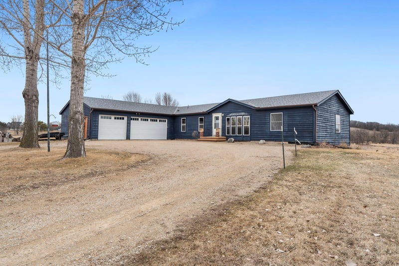 25795 Panama Ave, Webster, MN 55088