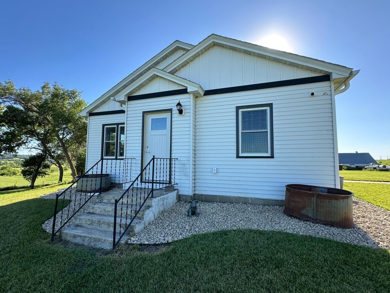 1555 Us Highway 75, Lake Benton, MN 56149
