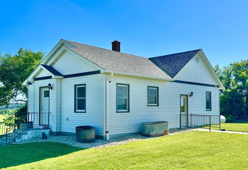 1555 Us Highway 75, Lake Benton, MN 56149