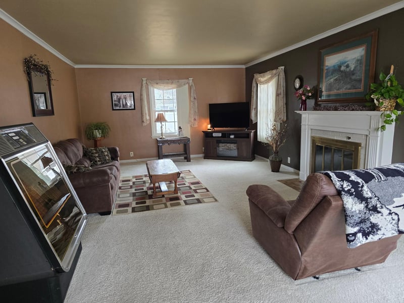 405 Clary St W, Worthington, MN 56187