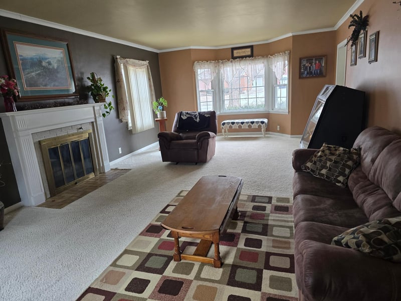 405 Clary St W, Worthington, MN 56187