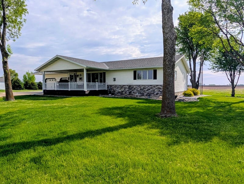 3030 60th Ave NW, Montevideo, MN 56265
