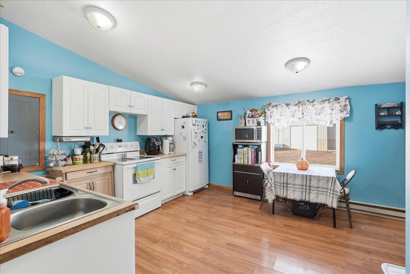 103 Us Highway 63 N, Clayton, WI 54004