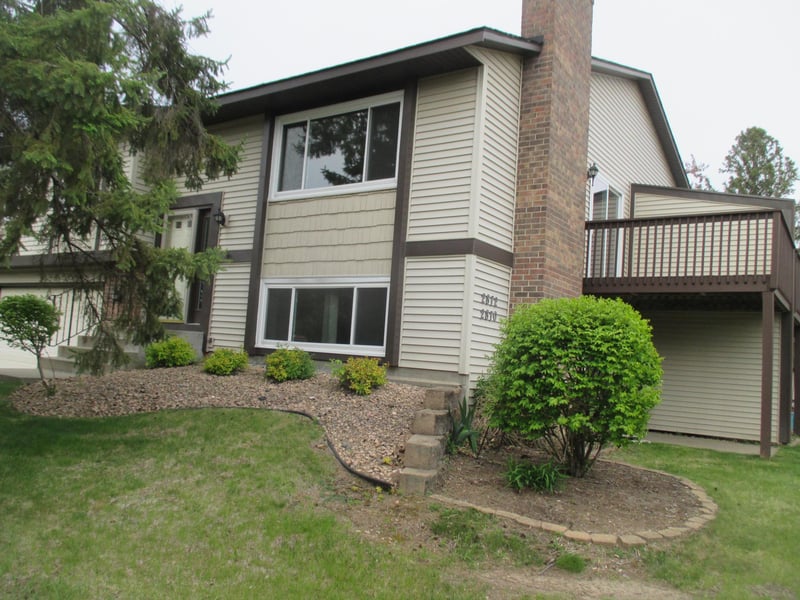 2870 Castleford Ct, Woodbury, MN 55125