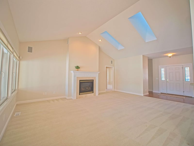 417 Golf Ter, Litchfield, MN 55355