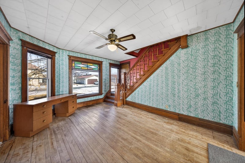 315 E Austin Ave, Kellogg, MN 55945