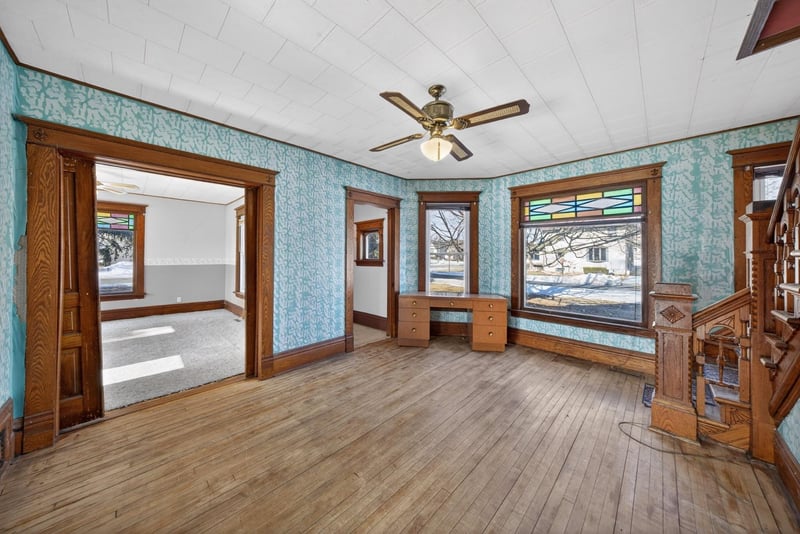315 E Austin Ave, Kellogg, MN 55945