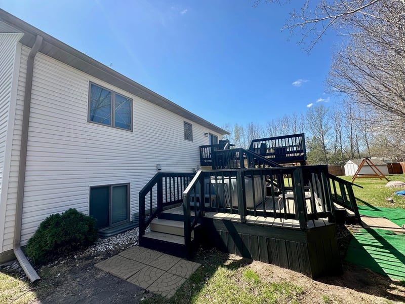 1509 Meadowlark Ct, Thief River Falls, MN 56701