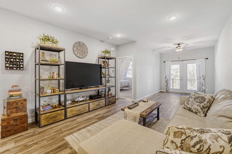 9105 Lexington Ave N #B, Circle Pines, MN 55014