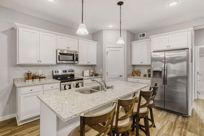 9105 Lexington Ave N #B, Circle Pines, MN 55014