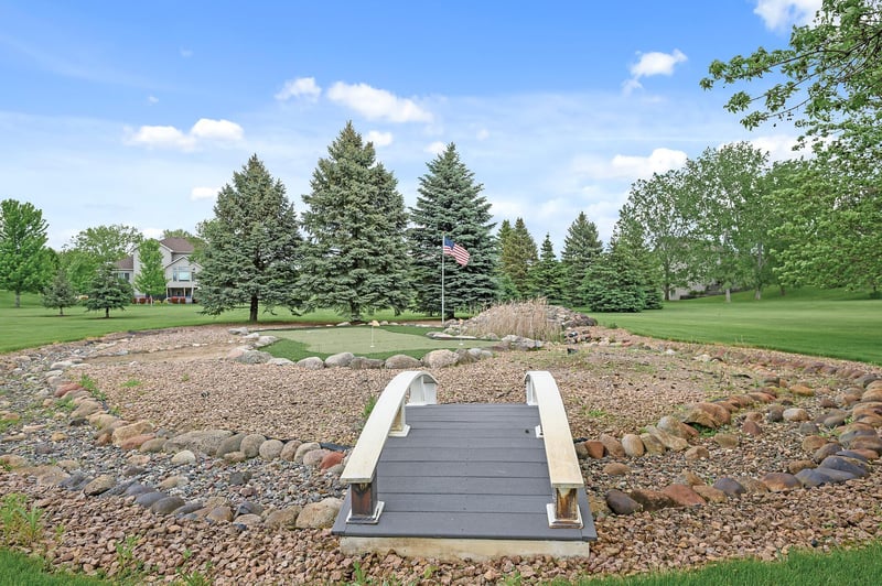 9460 Inverness Ct NW, Ramsey, MN 55303