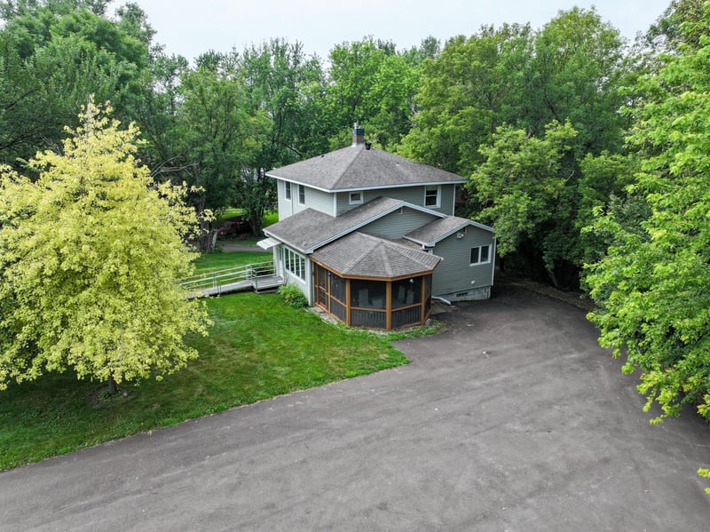215 4th St NW, Glenwood, MN 56334