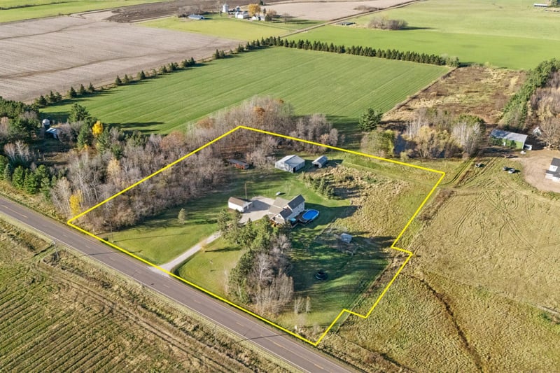 28297 Saint Croix Rd, Pine City, MN 55063
