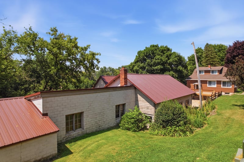 S2232 State Road 35, Alma, WI 54610