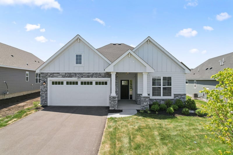 10935 Glacier Ln, Dayton, MN 55369