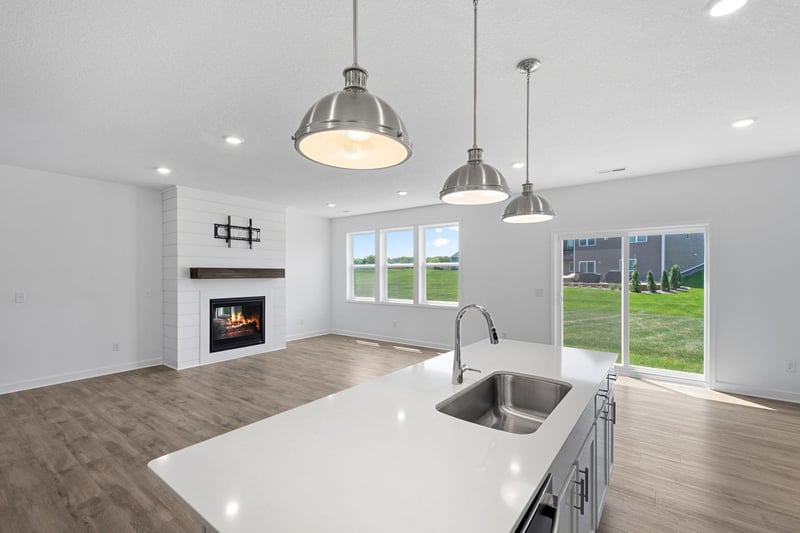 10935 Glacier Ln, Dayton, MN 55369