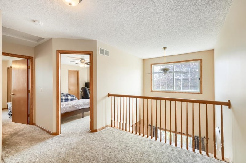 2021 Southcross Dr W #105, Burnsville, MN 55306