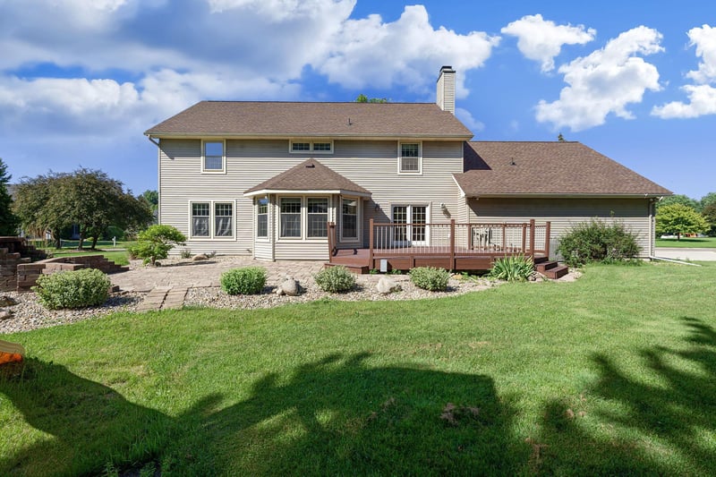 800 27th St SW, Austin, MN 55912
