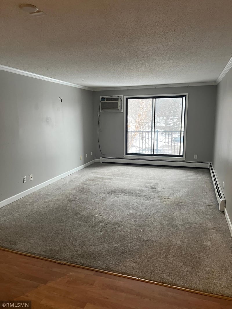 401 E Burnsville Pw #334, Burnsville, MN 55337
