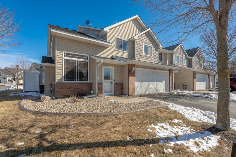 501 French Ln, Dundas, MN 55019