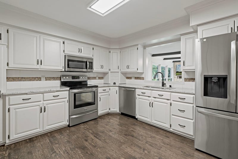 853 Minnesota St S, Shakopee, MN 55379