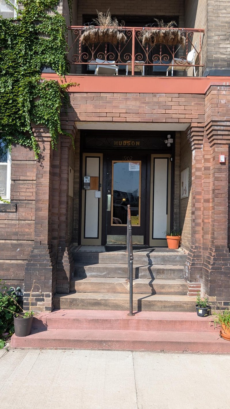 1902 4th Ave S #3A, Minneapolis, MN 55404