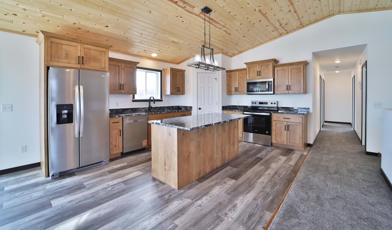402 Norway Ct, Staples, MN 56479