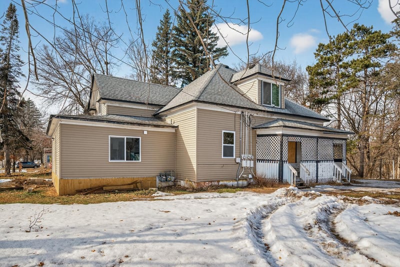602 3rd St N, Princeton, MN 55371