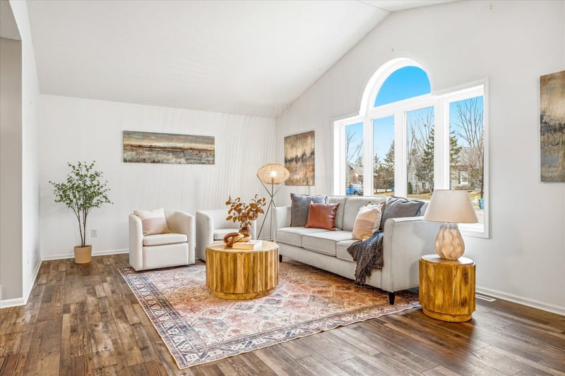 707 Erickson Ct, Sauk Rapids, MN 56379