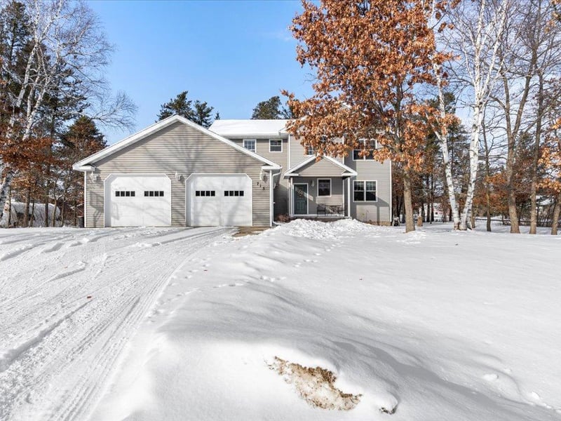 715 4th Ln NW, Menahga, MN 56464