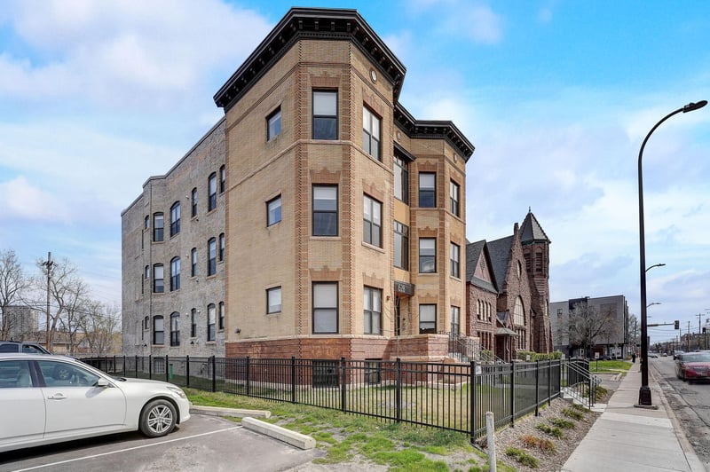 628 E Franklin Ave #301, Minneapolis, MN 55404