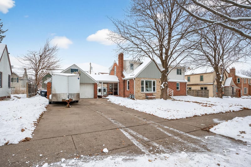 5 Belvidere St E, Saint Paul, MN 55107