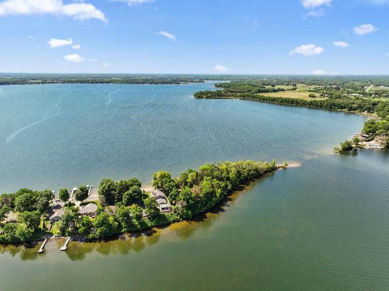 10200 Point Pleasant Rd, Chisago City, MN 55013