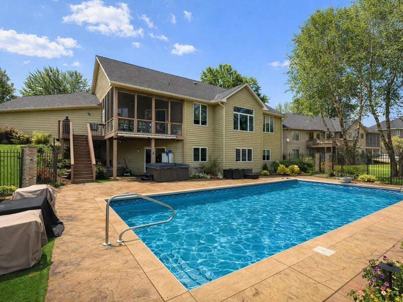 1603 Goldenrod Ct, Northfield, MN 55057