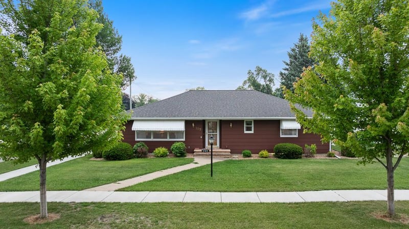 109 Pine Ave N, Canby, MN 56220