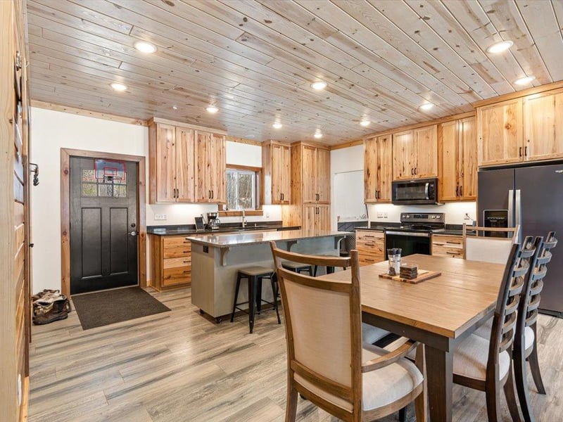 2149 Birch Park Dr NW, Backus, MN 56435