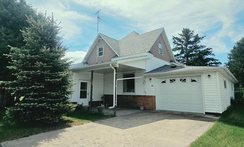 107 Lincoln Ave NW, Twin Valley, MN 56584
