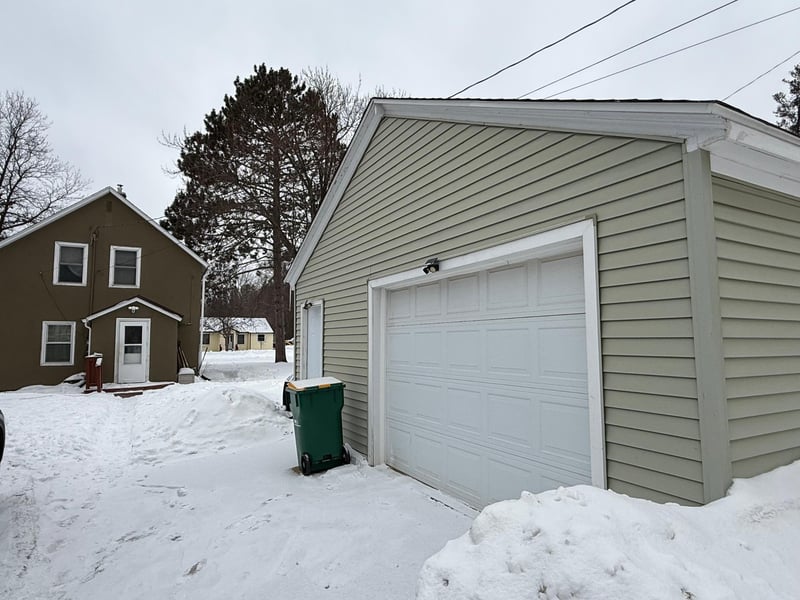 410 N 6th St, Keewatin, MN 55753