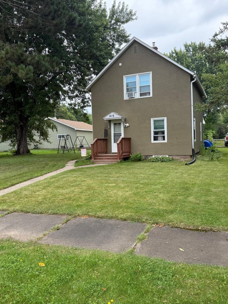 410 N 6th St, Keewatin, MN 55753