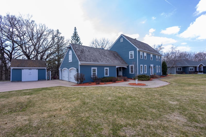 70 Jonathon Dr, New Ulm, MN 56073