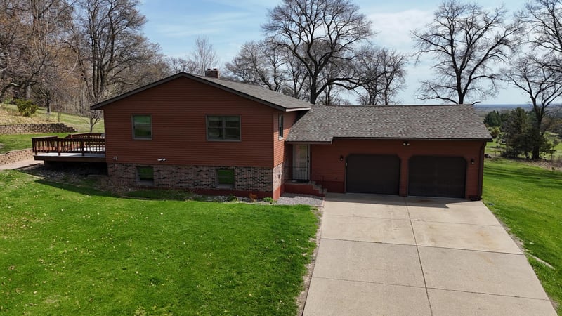 11984 Skyview Ridge Rd, Little Falls, MN 56345